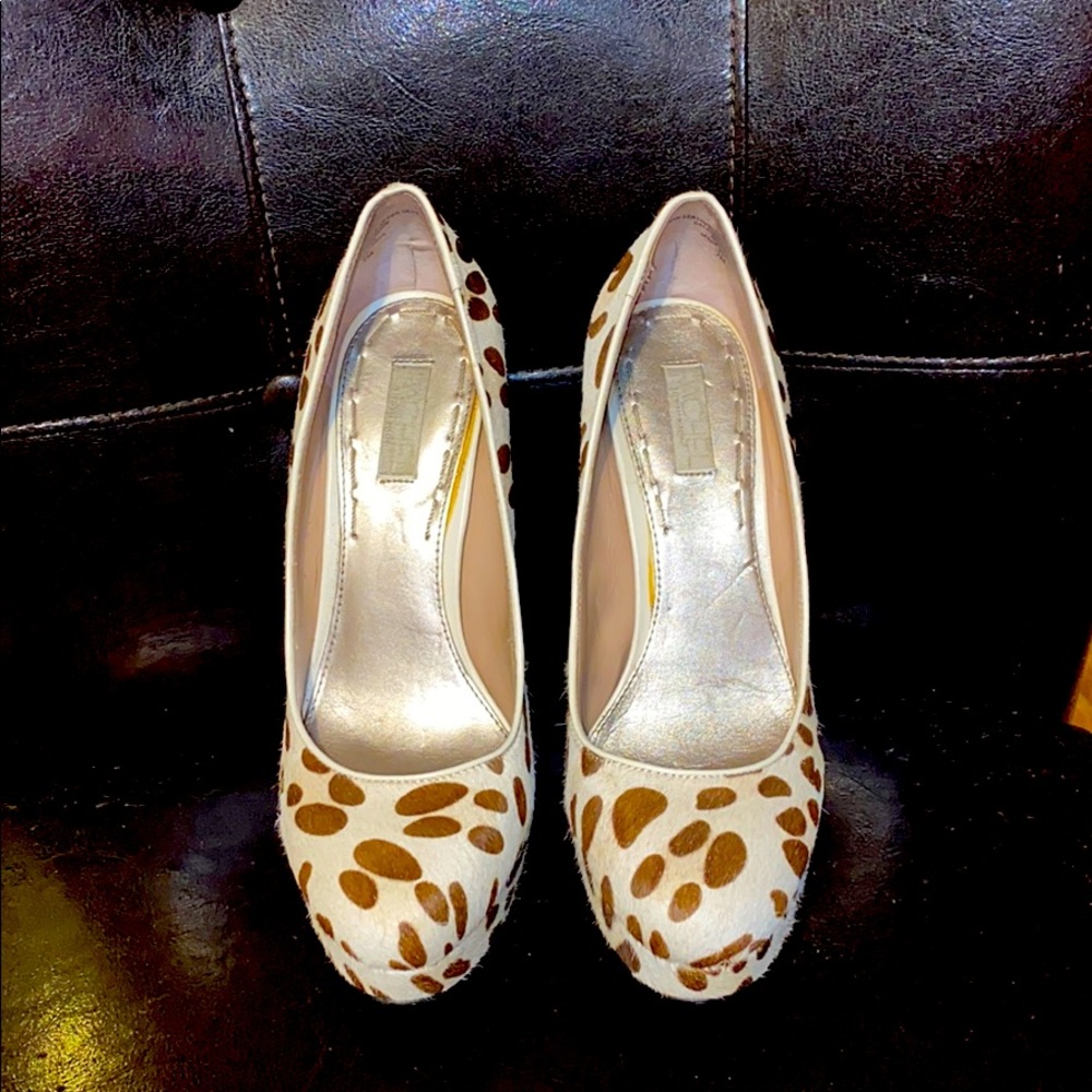 Women’s shoes